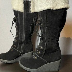 Torrid Sherpa Cuff Lace Up Suede  Black Boots Wide Calf HTF!